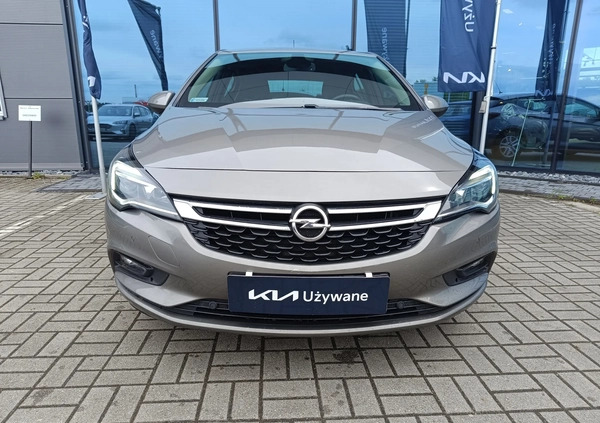 Opel Astra cena 49900 przebieg: 83337, rok produkcji 2016 z Gdańsk małe 352